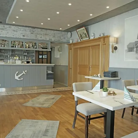 Knudsen בית הארחה Utersum