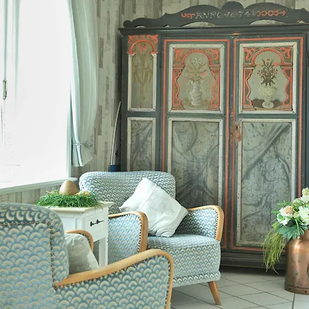 בית הארחה Knudsen 4*