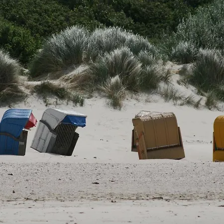 בית הארחה Knudsen 4*