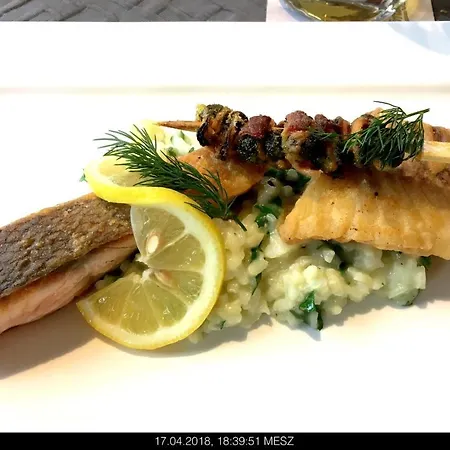 Knudsen בית הארחה Utersum